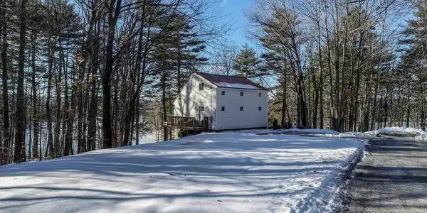 71 Ridgeway Circle