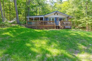 2 Kentwood Road