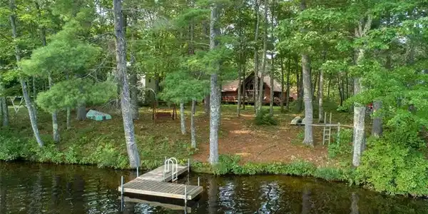 57 Crescent DR