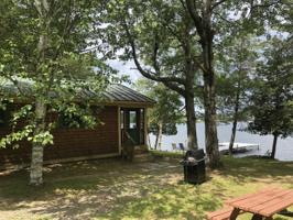 43 Lakehouse Road