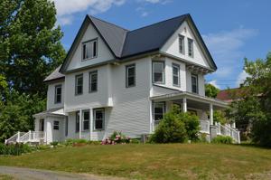 22 Cottage Street