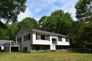 7 Falling Pines Lane