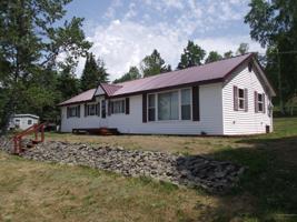 17 Lakeside Drive