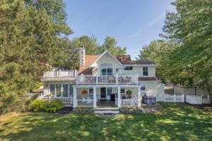49 Island Drive