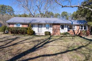 114 Dogwood Ln
