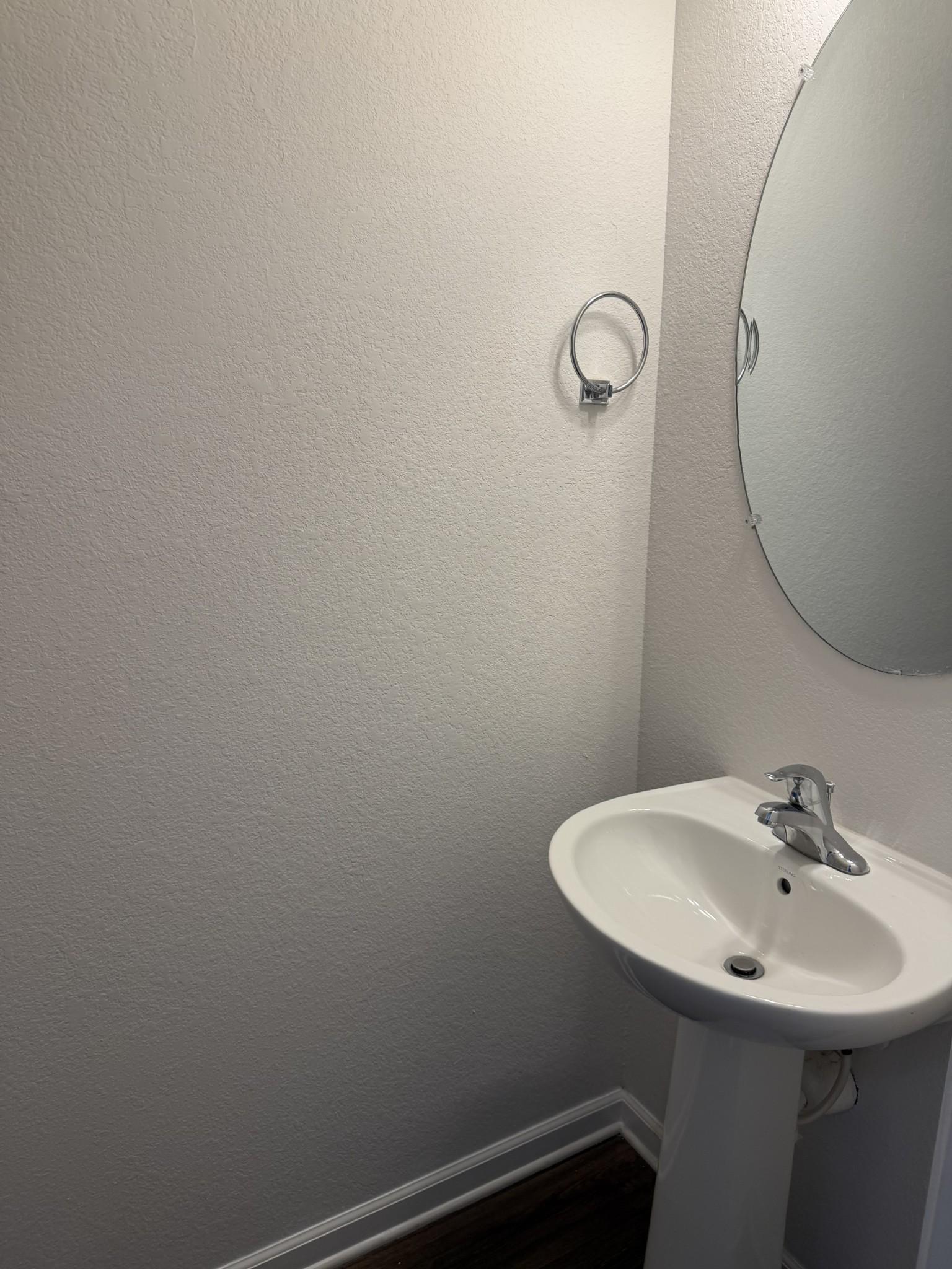 Image 4 Image 4