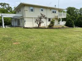 24 Ridgefield Dr