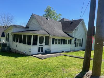 110 E Cox Ave