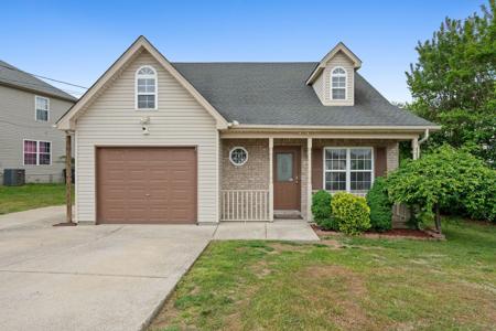 888 Pin Oak Dr