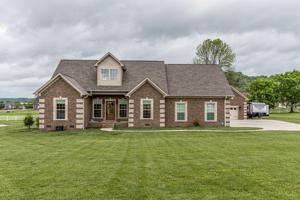 325 Bryant Ln