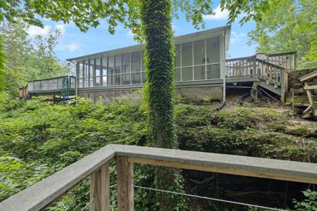 617 Still Point Rd