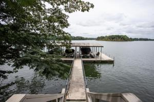 153 Lakewood Dr