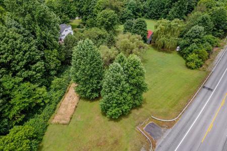 724 West Hwy 53 North