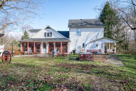 724 W Old Highway 53 N N
