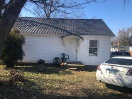 513 Elm St