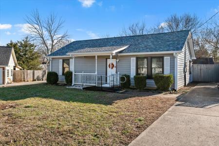 585 Cedar Bend Ln