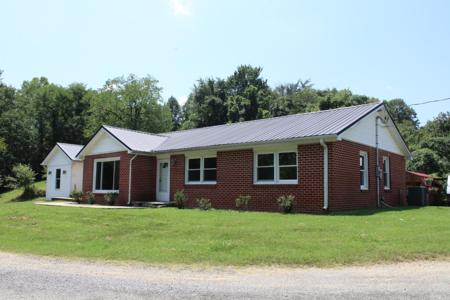 215 Posey Pruett Ln