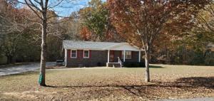 335 Oak Leaf Cir