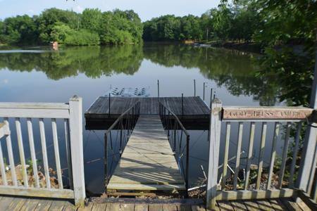 894 River Front Dr