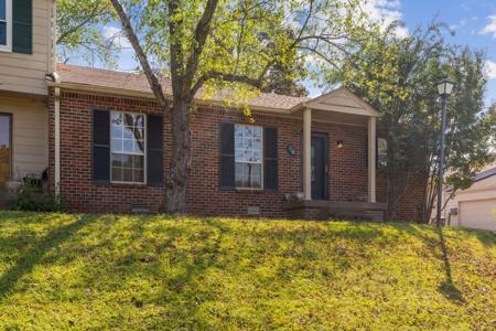 3880 Priest Lake Dr