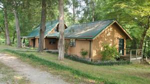 381 Dry Creek Ln