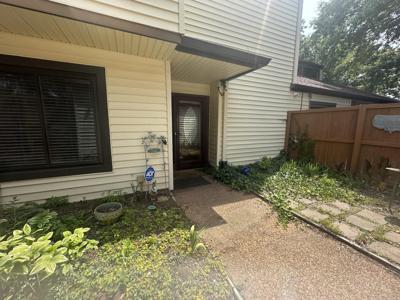 4838 Club Dr