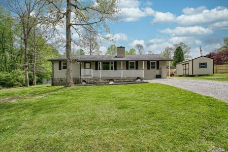 2107 Whitehorse Dr