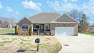 35 Colonial Dr