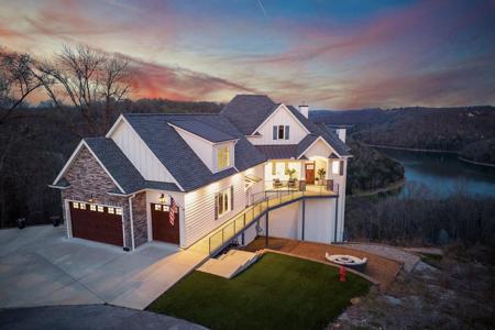 160 Shayna Ct