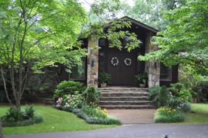 292 Loop Dr