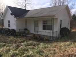 1002 Center Ln
