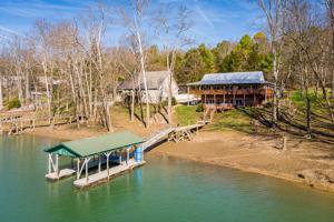 458 Luckey Ln