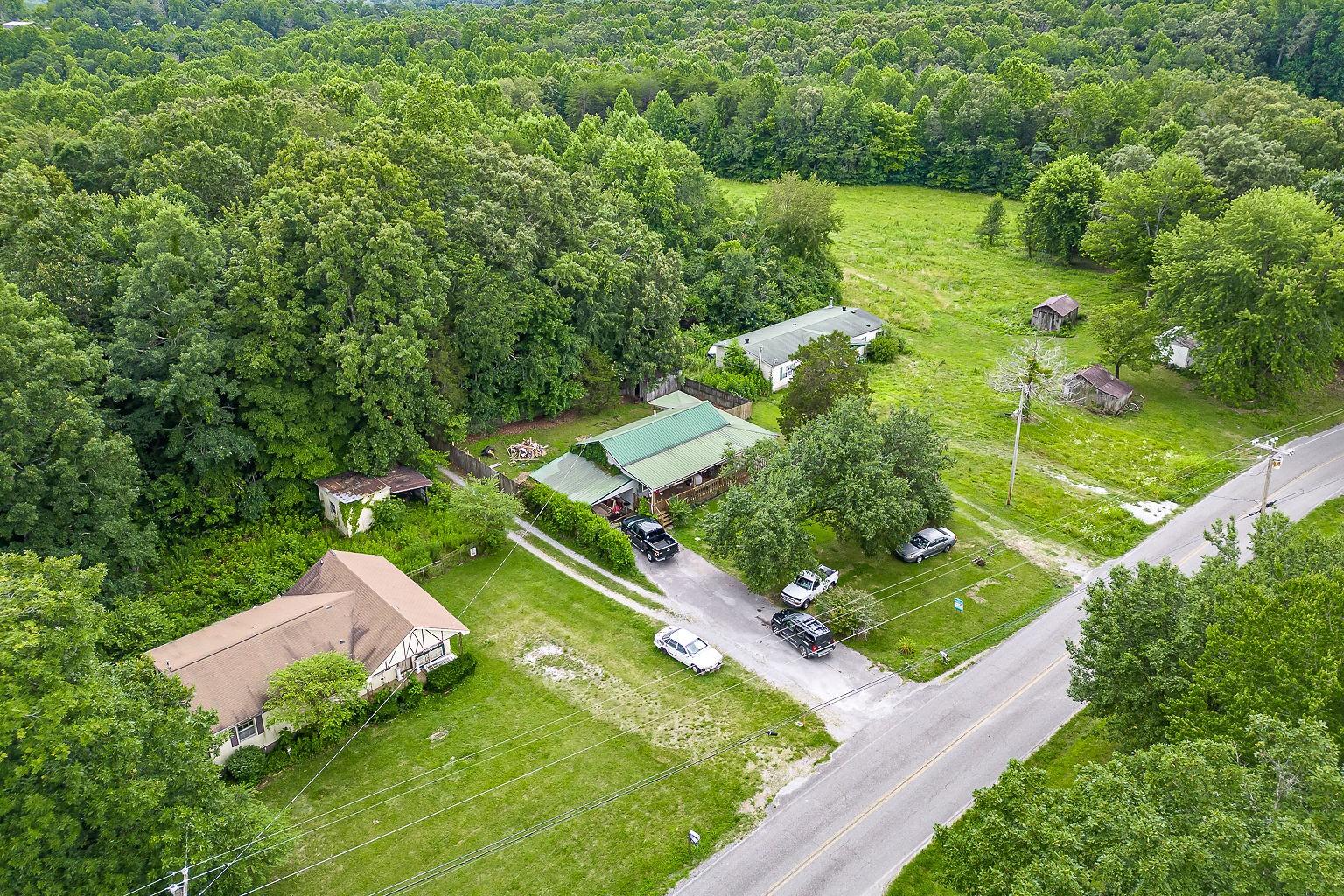 2058 Jefferson Rd, Smithville, TN lhrmls01400418