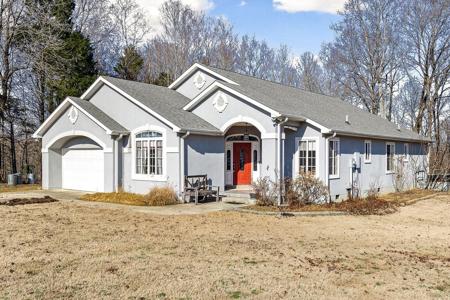 4233 Sparta Hwy