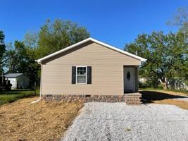 126 Kenmore Ave