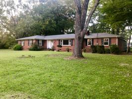 514 Flower Lane Dr