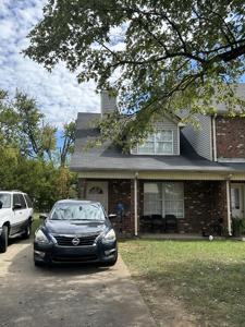 1119 N Lakeshore Dr