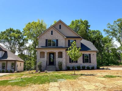 323 Goodwin Ln