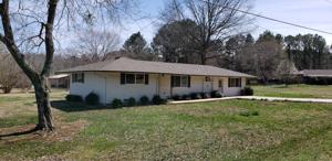 480 Meadowood Dr