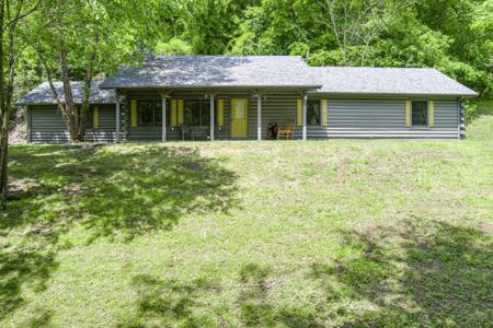 636 River Rd