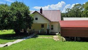 627 Jennings Creek Hwy