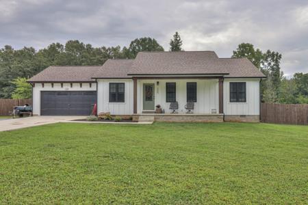 225 Golf Shores Dr
