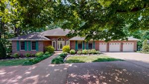 626 Eastbrook Rd