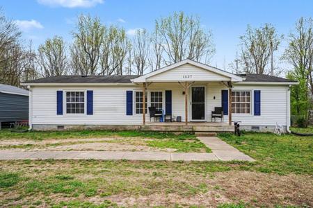 1527 Cheatham Dam Rd
