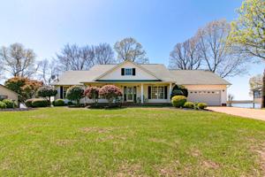 471 Shore Dr