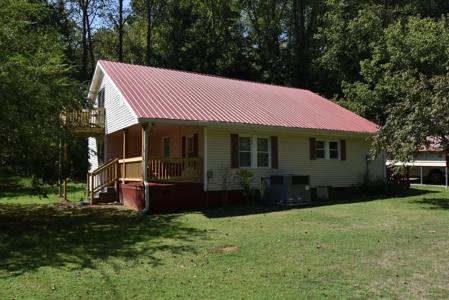 215 Spring Ct