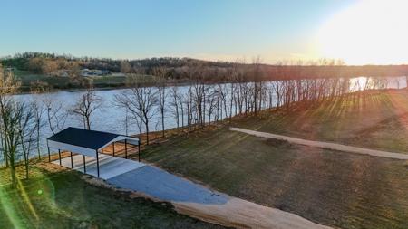 1240 Waterway Dr
