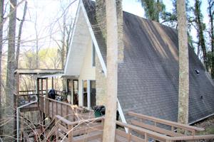 280 Hurricane Ln