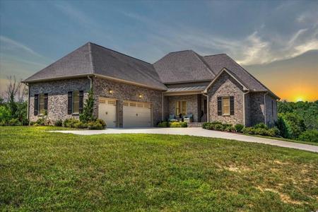 667 Rutherford Ln