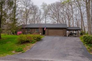 38 Fire Lake Dr